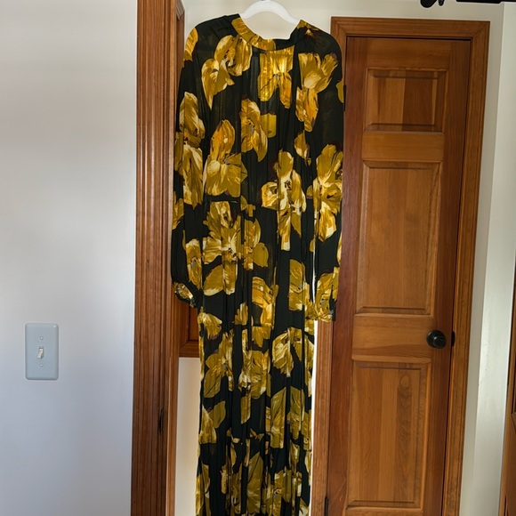 a new day Dresses & Skirts - Floral Maxi Dress